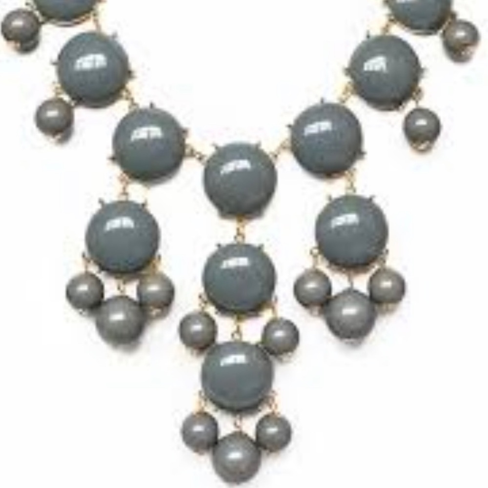 Statement necklace